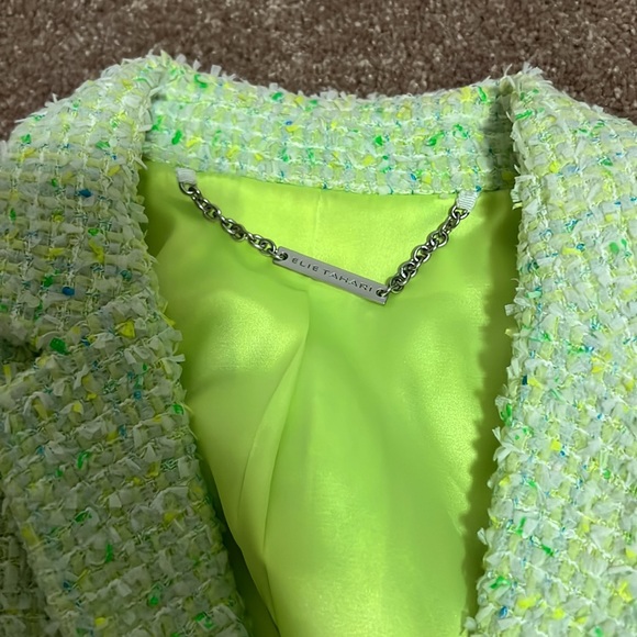 Elie Tahari mint green tweed blazer - Size 8 - Picture 3 of 7